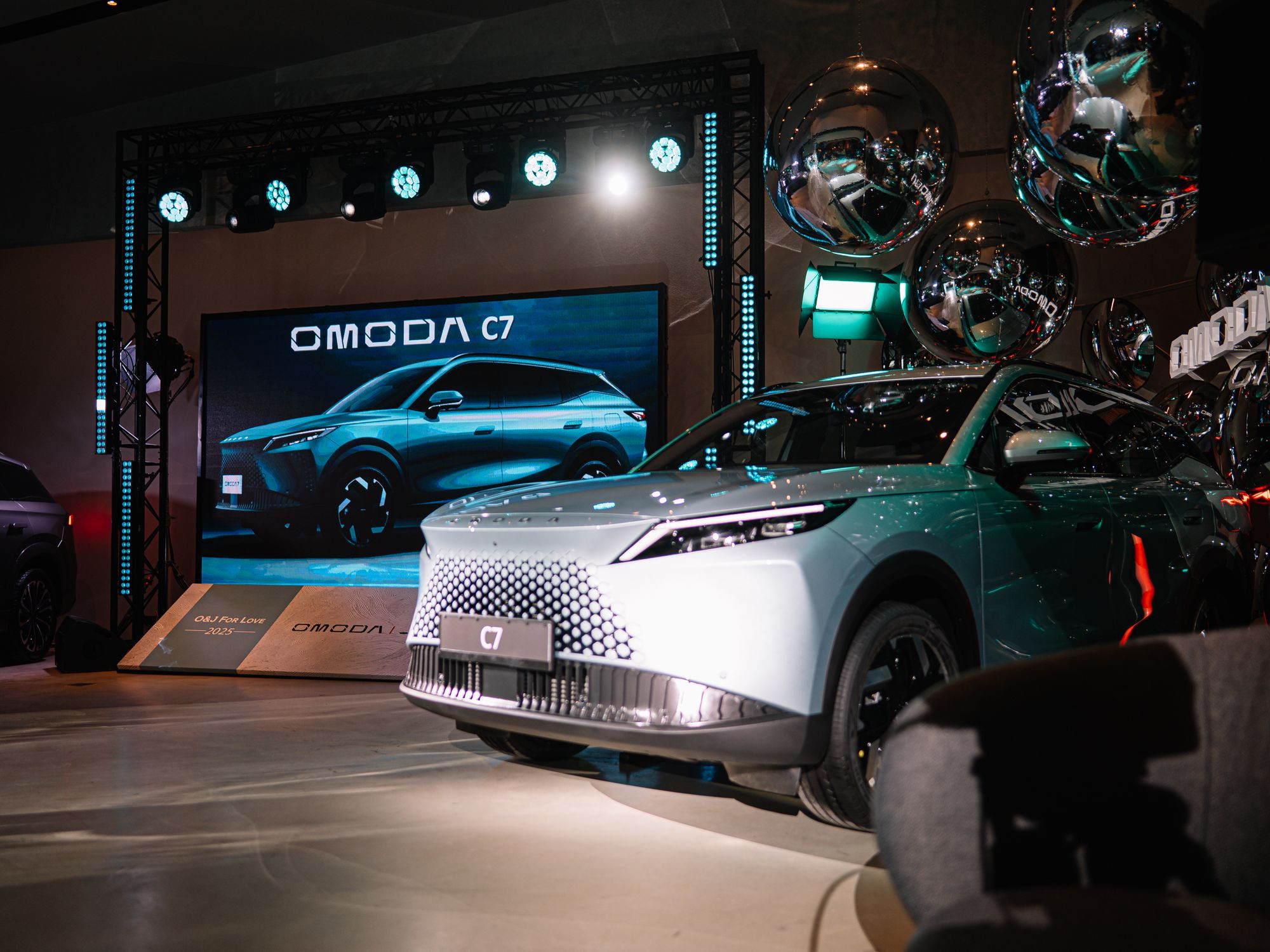 Omoda и Jaecoo провели вечер любви к автомобилям для ключевых клиентов