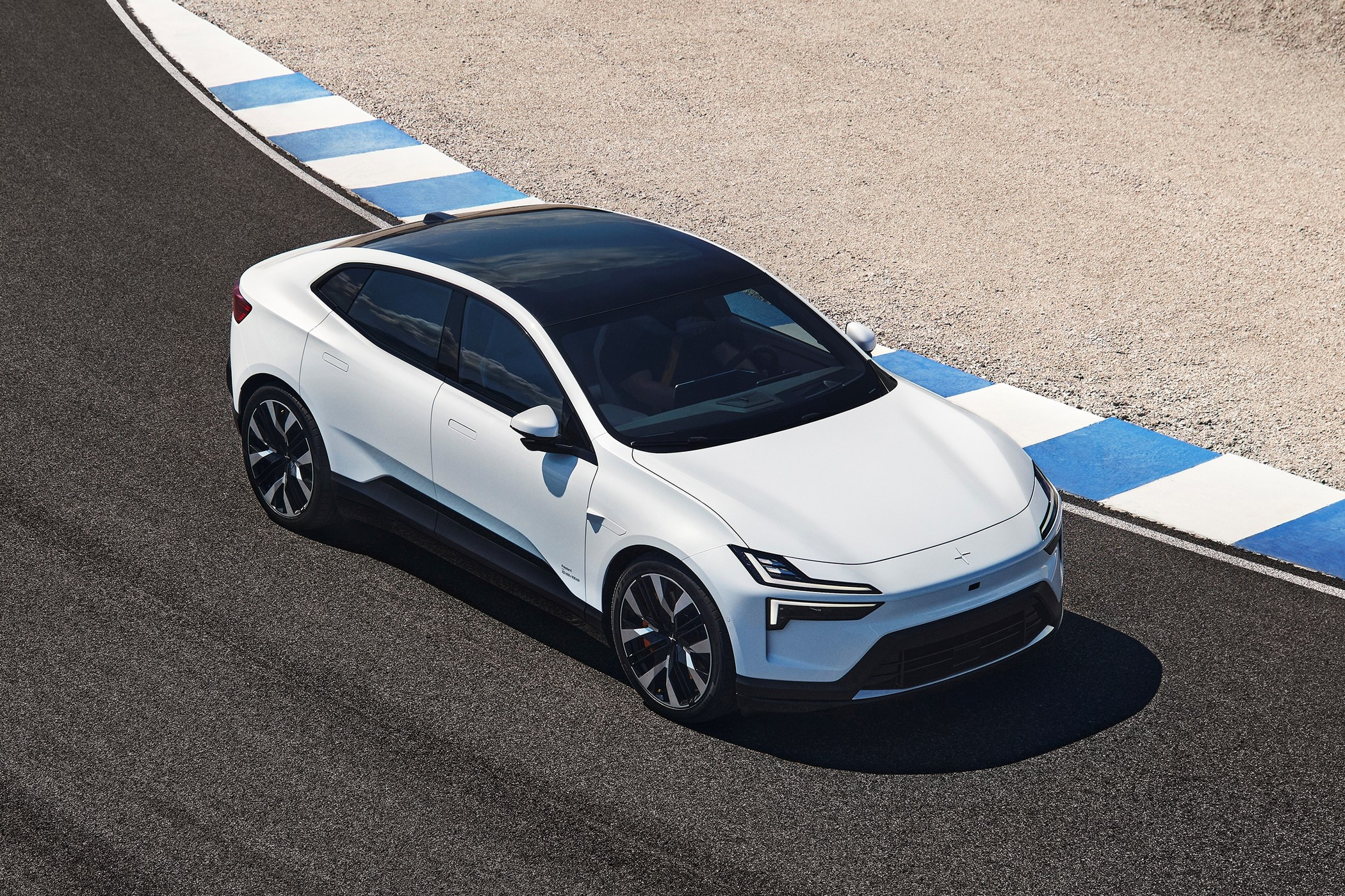 Шведско-китайский кросс-лифтбек Polestar 4 добрался до США через Южную Корею