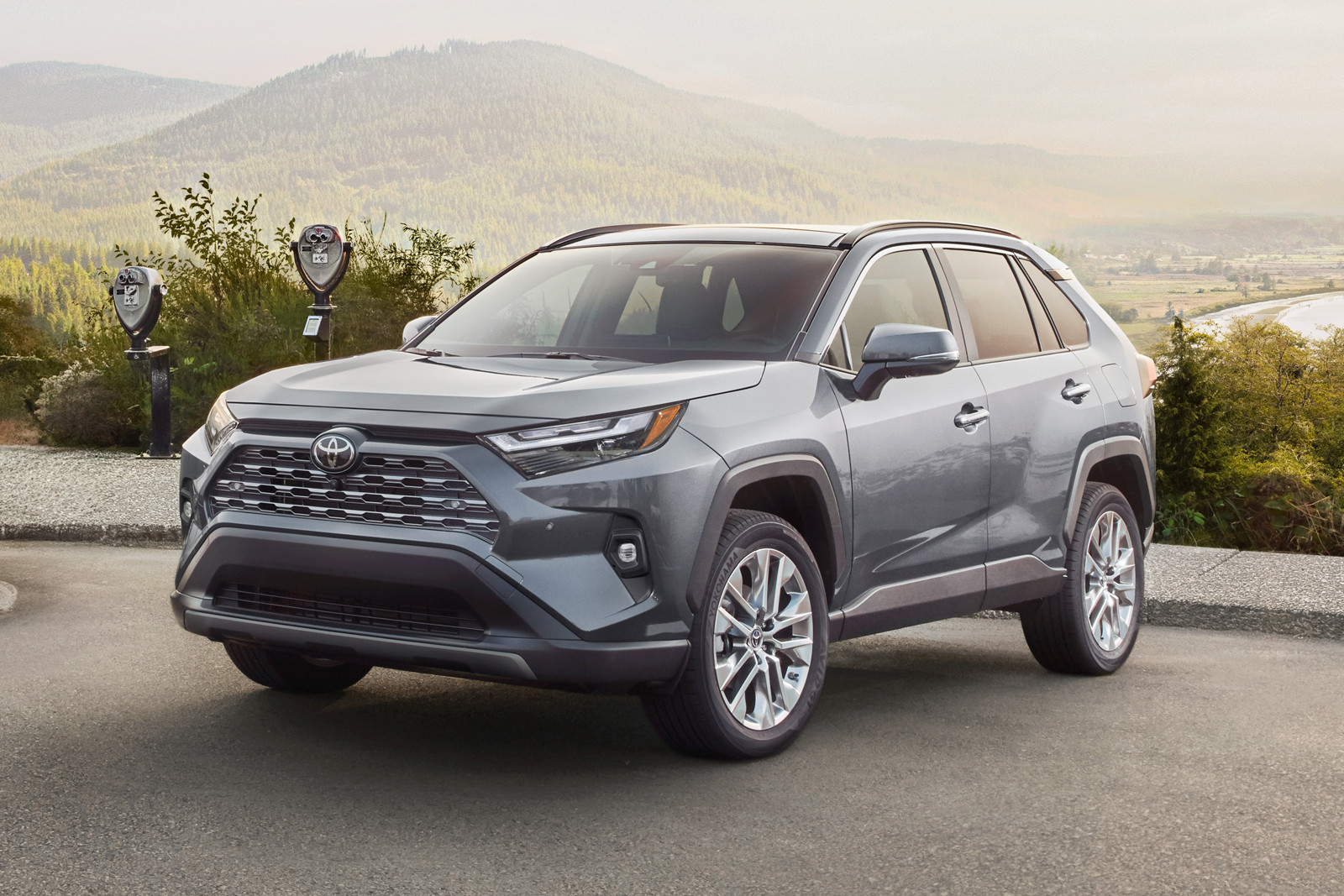 Toyota и Lexus собираются повысить цены на свои модели в США