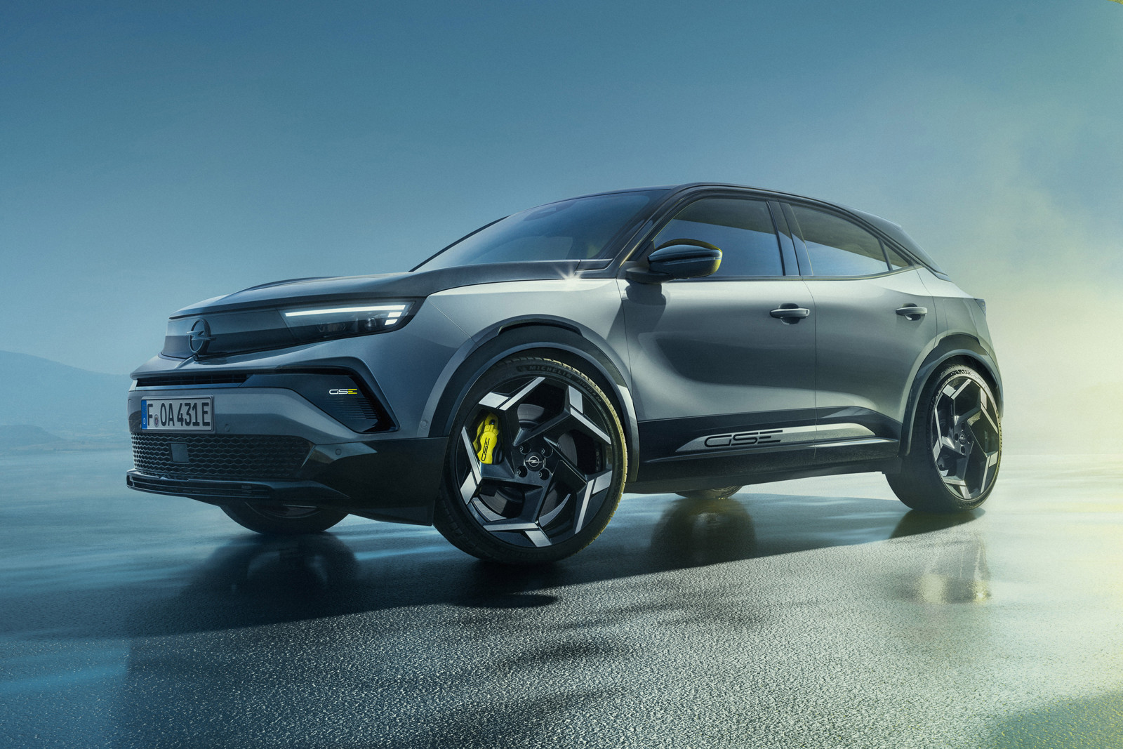 Рассекречен Opel Mokka GSE: техника от хот-хэтча Peugeot, до «сотни» – почти за 6 секунд